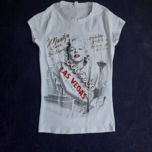 Welcome To Fabulous Las Vegas‎ Marilyn Monroe T-Shirt Women's Small